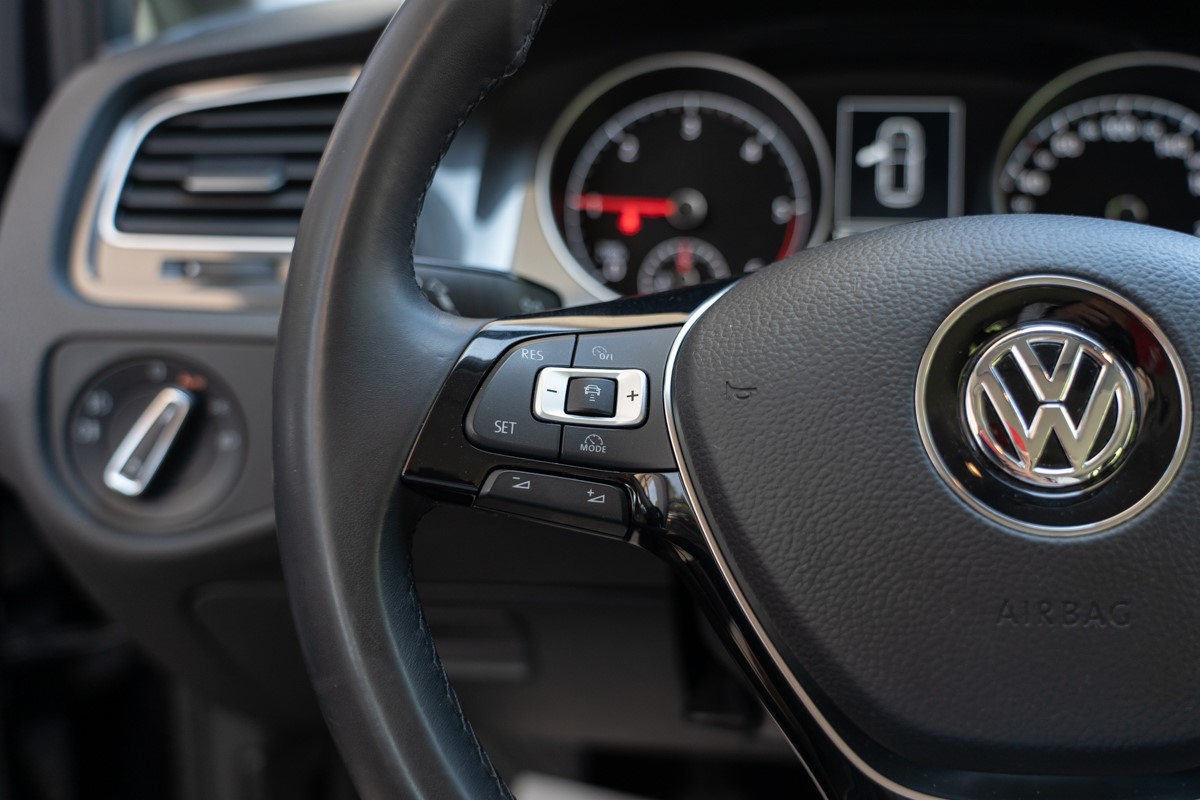 Volkswagen Golf 1.6 TDi BlueMotion Confortline Business