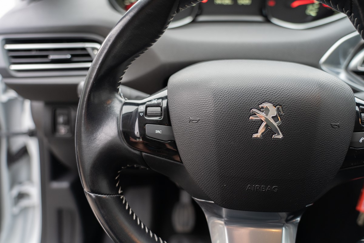 Peugeot 308 1,6 BlueHDI