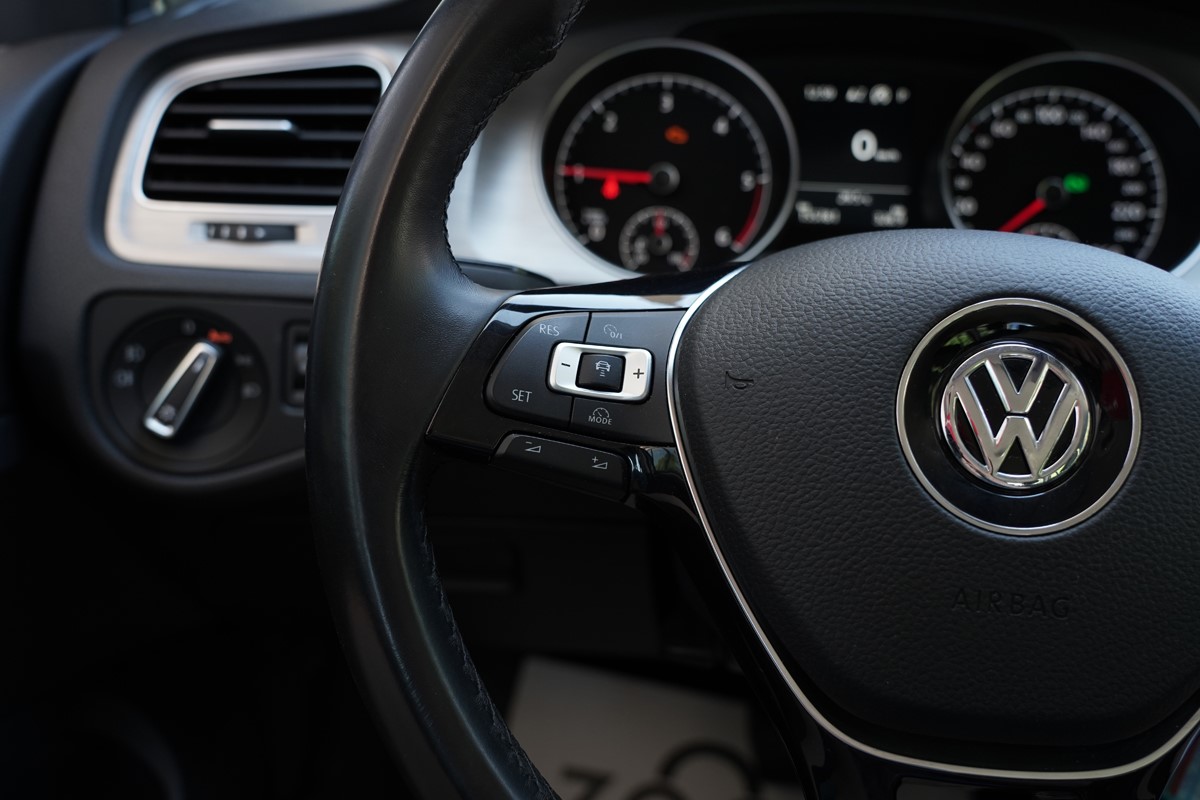 Volkswagen Golf 1,6 TDI AUTOMATIK