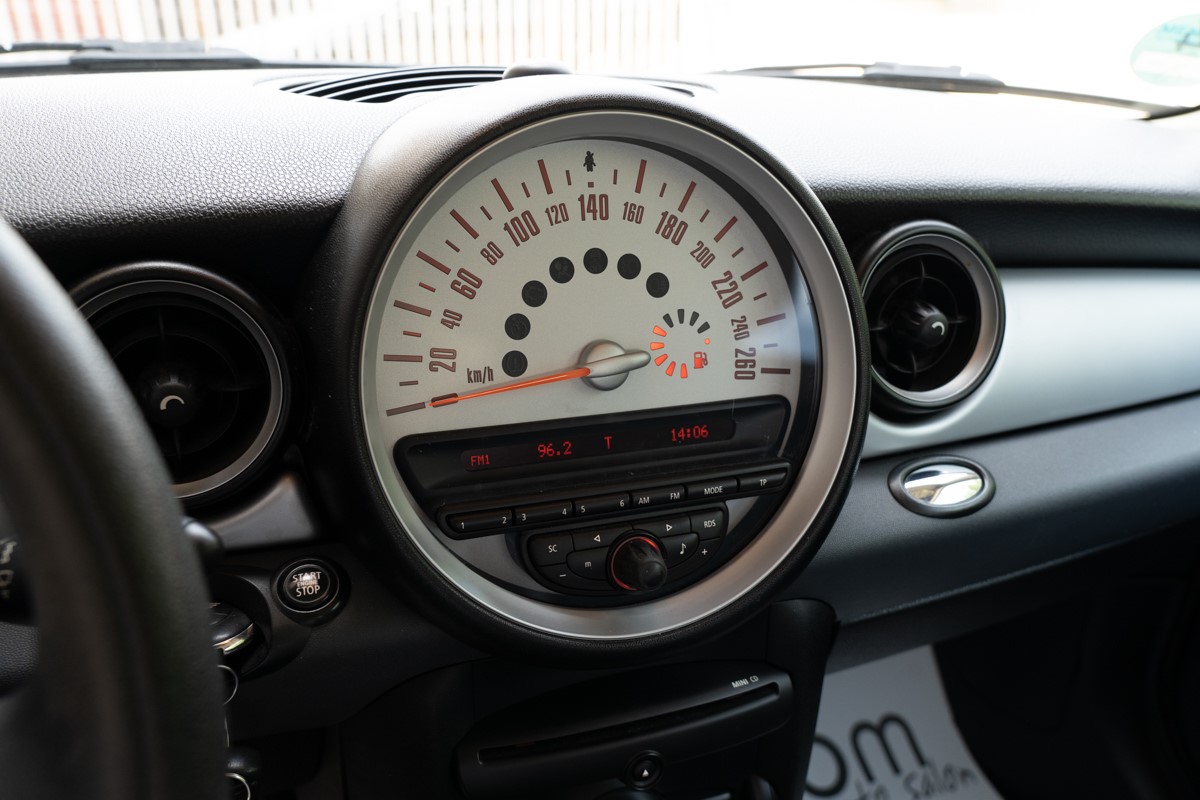 MINI
 Cooper 
 1,6 Benzin/LPG