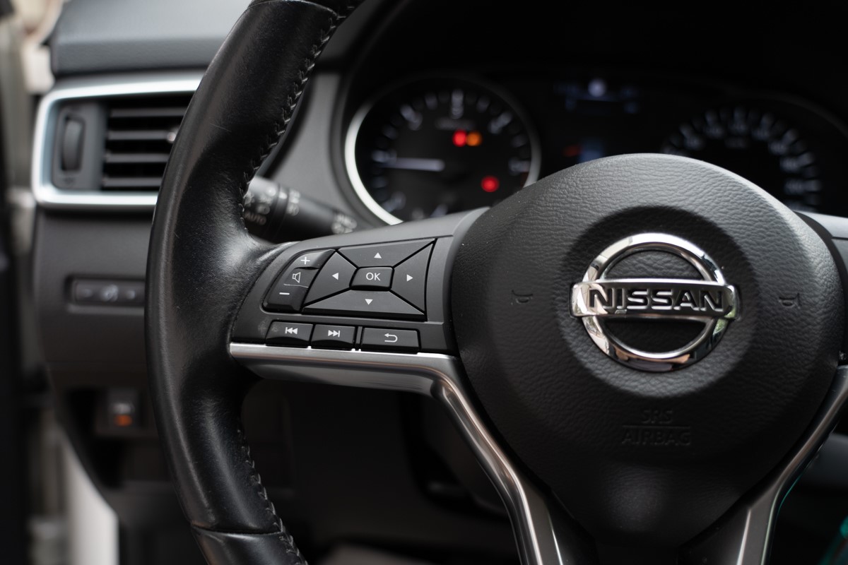 Nissan
 Qashqai 1,5 DCI