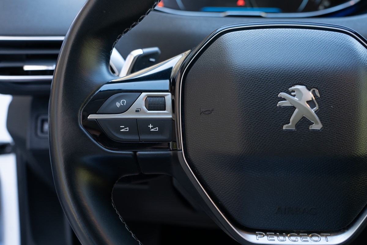 Peugeot 3008 1,6 BlueHDI 