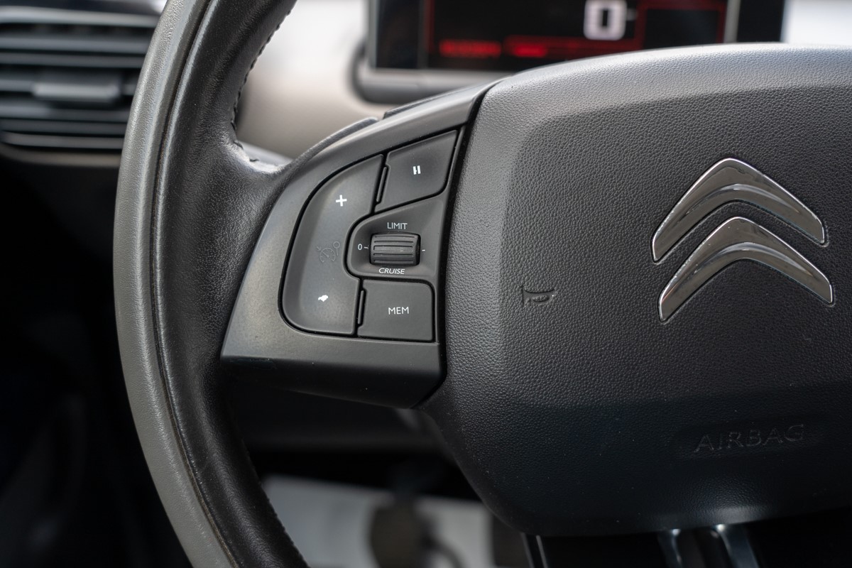 Citroën C4 Cactus BUSINESS CLASS 1.6 HDI 