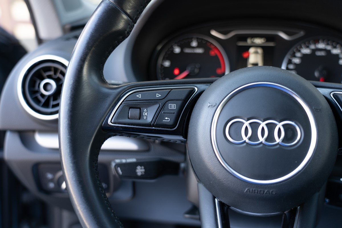 Audi A3
 Sedan 1.6 TDi