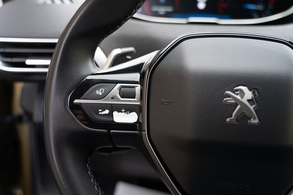 Peugeot 3008 1,6 BlueHDI