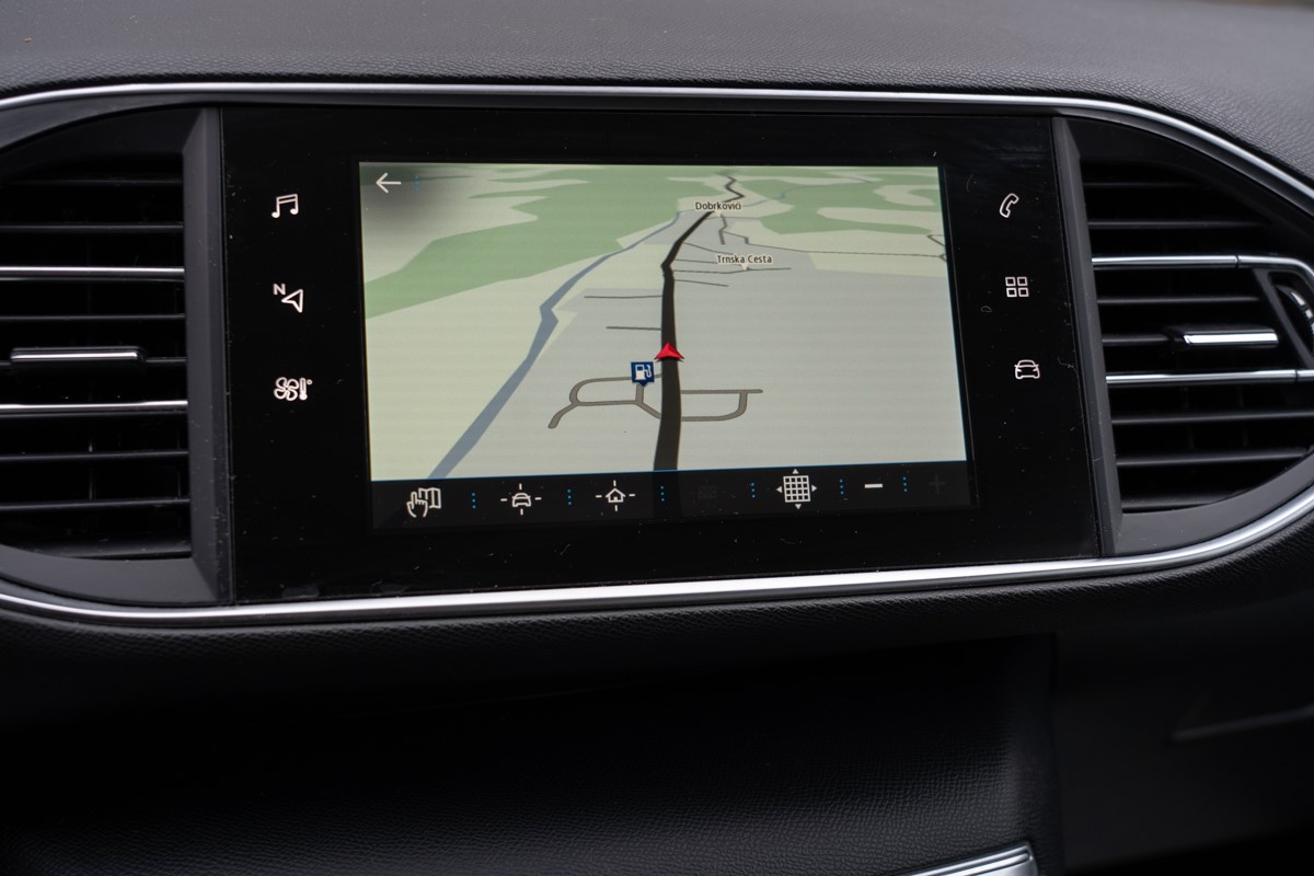 Peugeot 308 1,6 BlueHDI