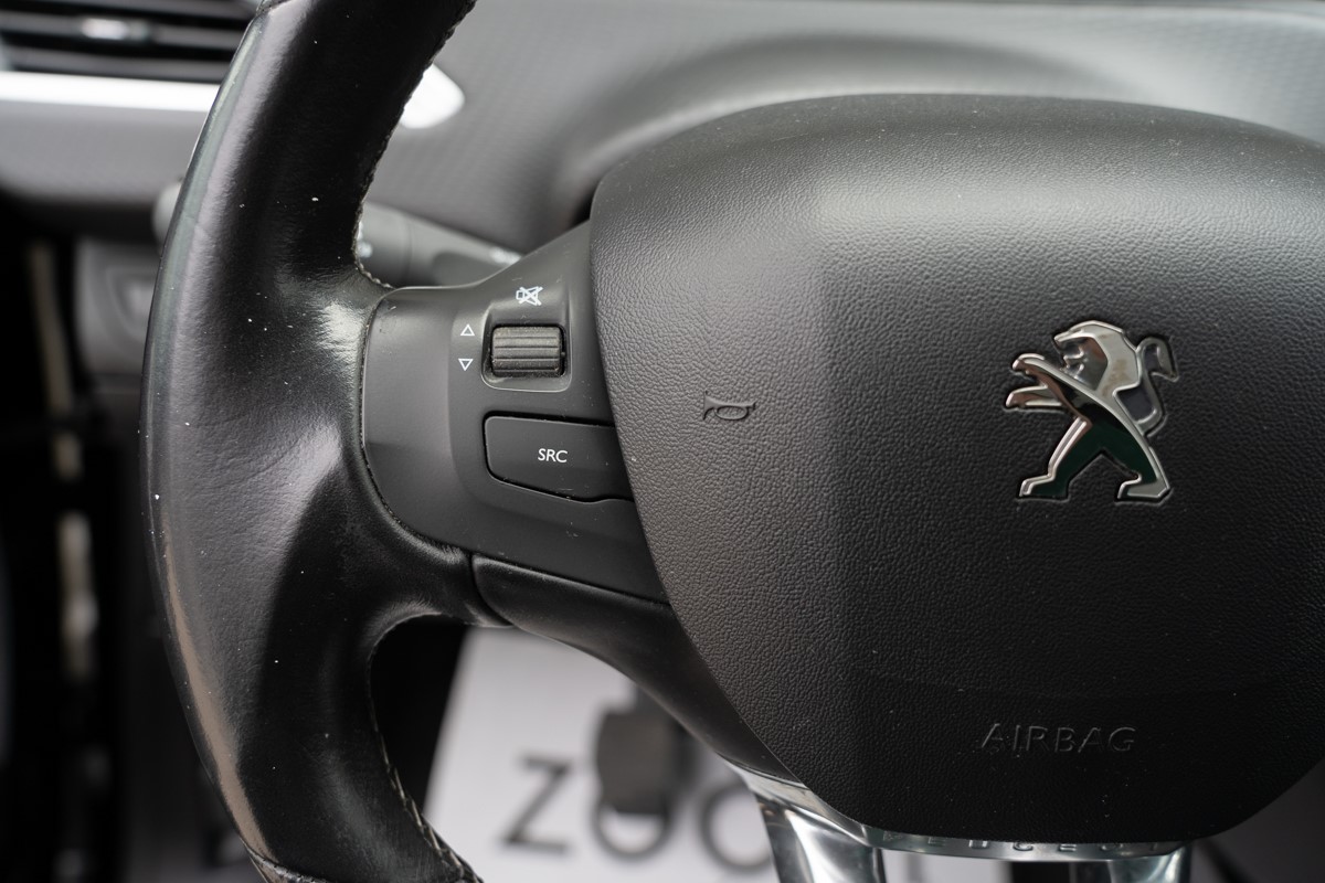 Peugeot 2008 1,6 BlueHDI