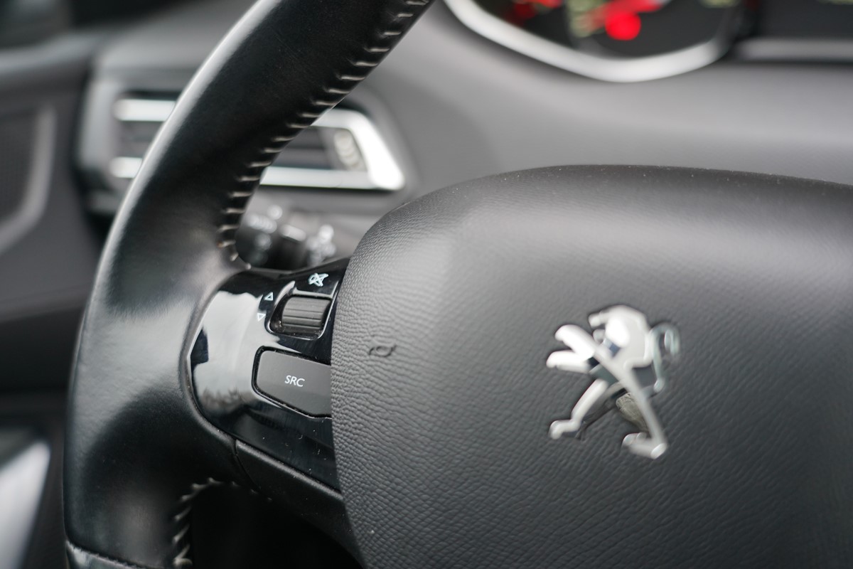 Peugeot 308 1,6 BlueHDI