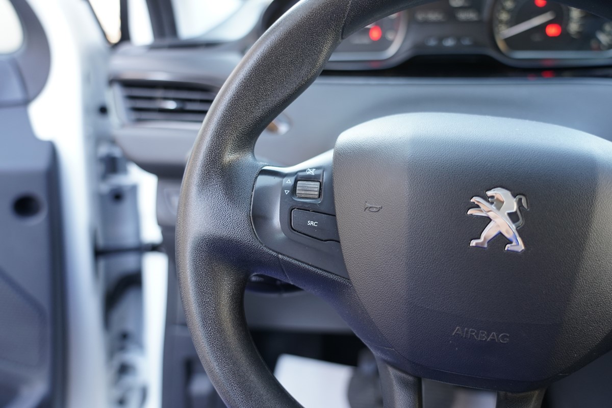 Peugeot 208 1,6 BlueHDI