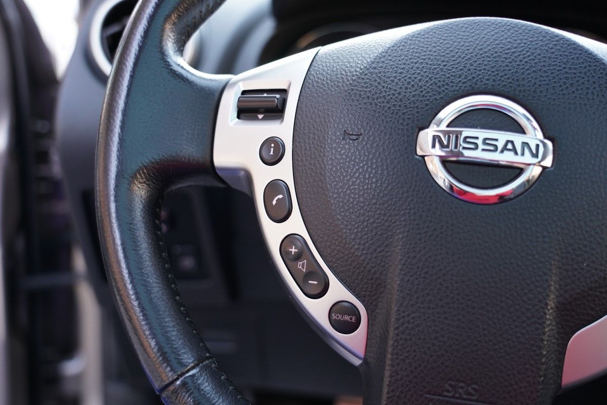 Nissan
 Qashqai 1,6 DCI