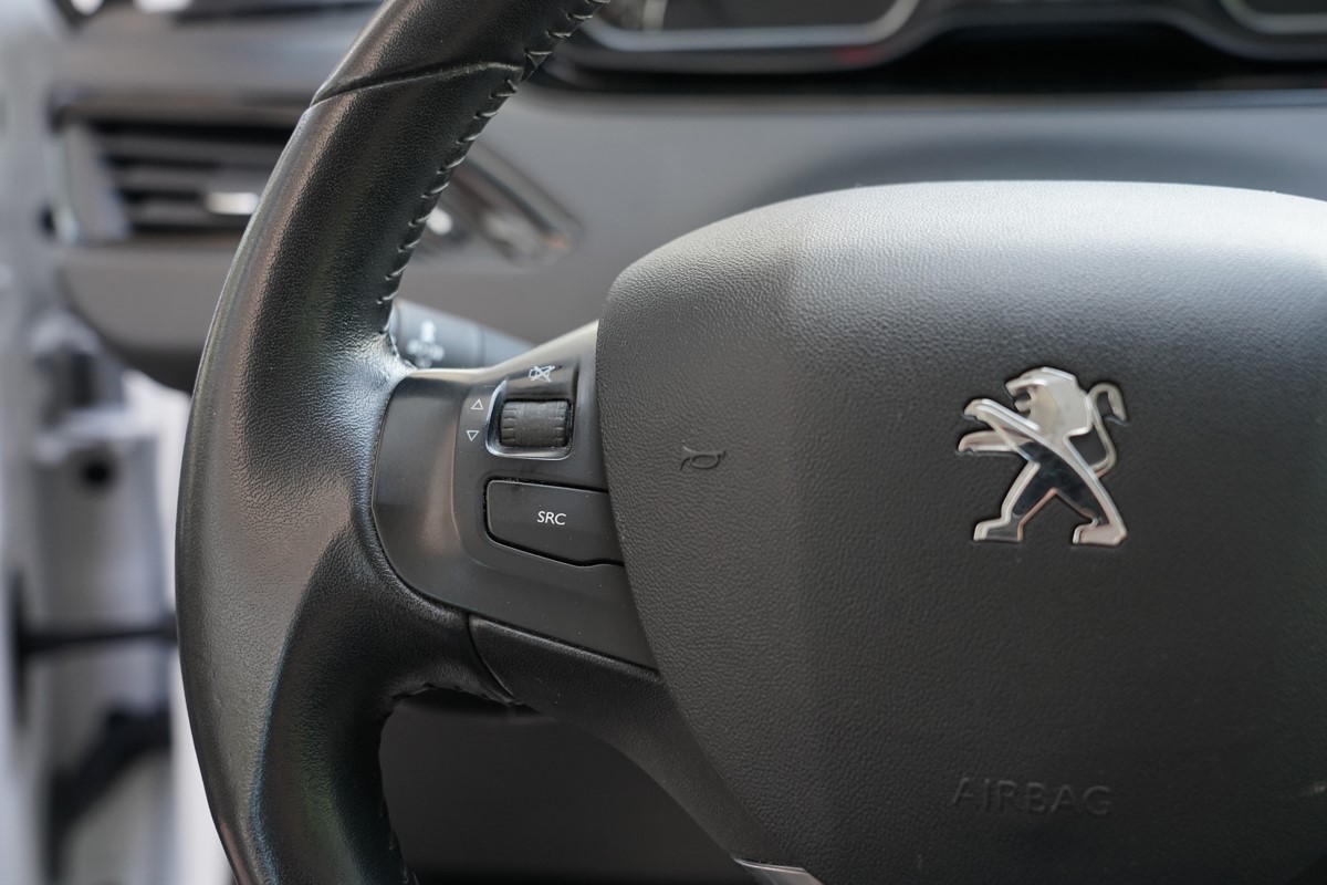 Peugeot 208 1,6 HDI