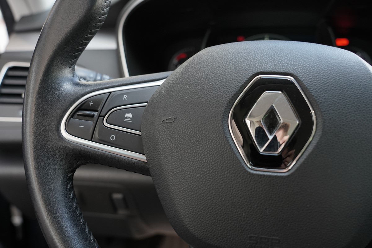 Renault TALISMAN 1.5 DCI