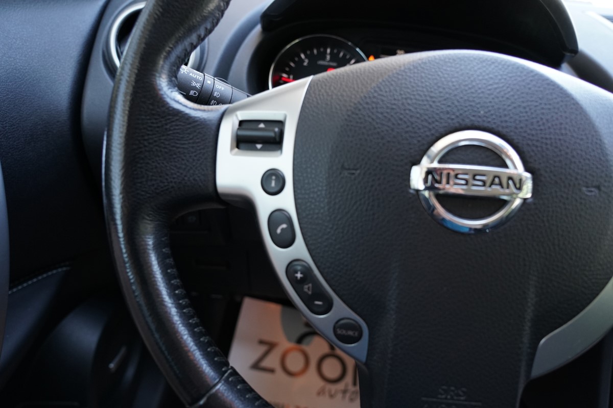 Nissan
 Qashqai 1,6 DCI 4X4
