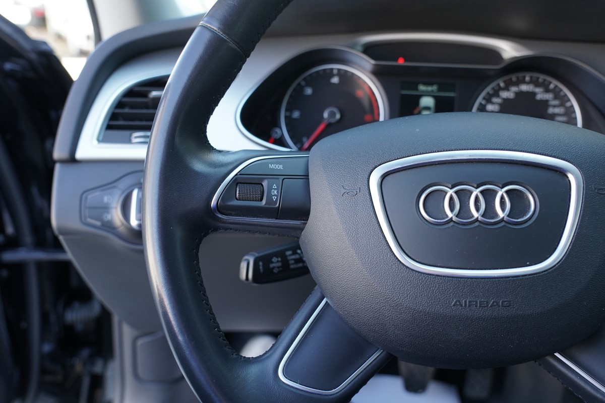 Audi A4
 AVANT 2.0 TDI