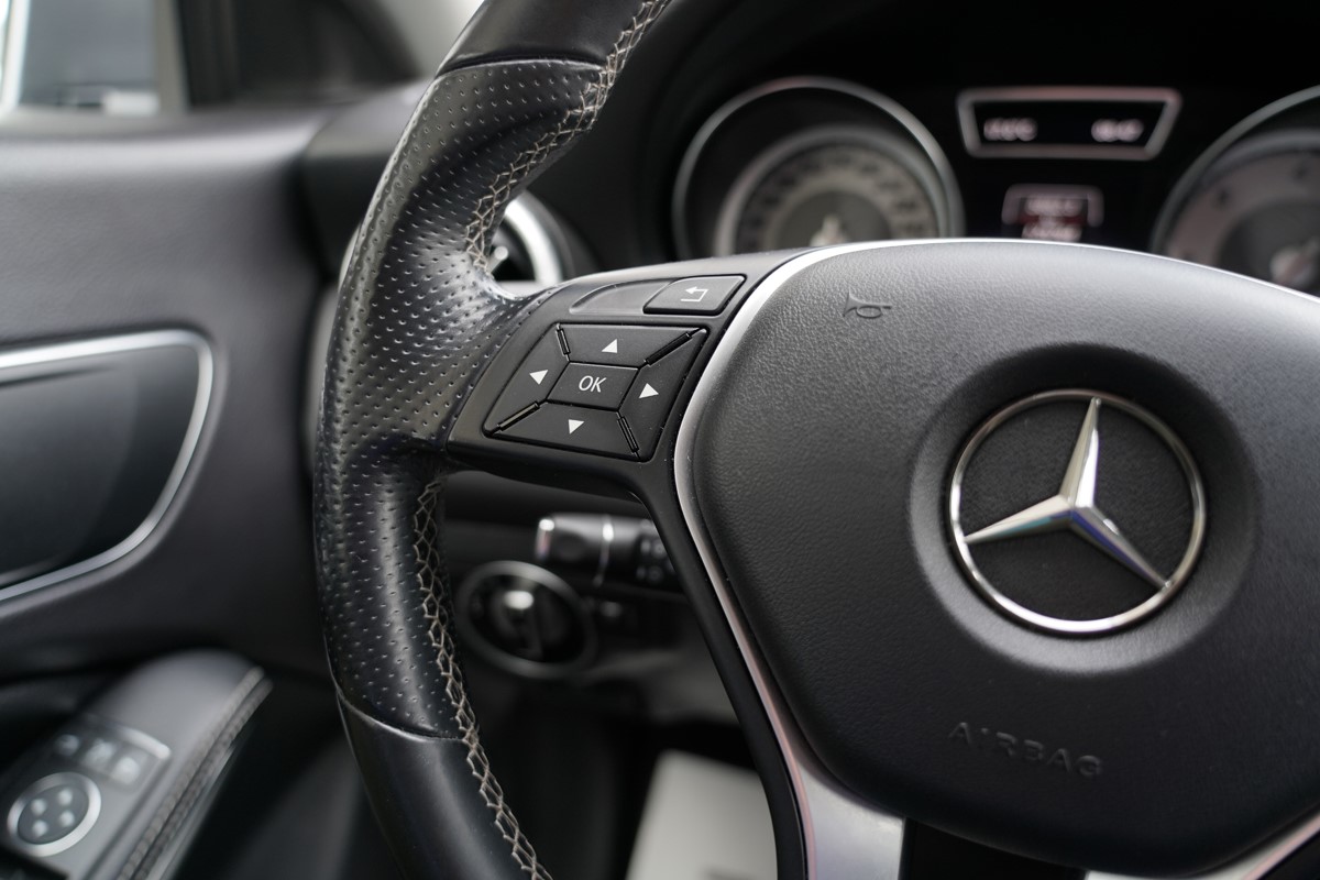 Mercedes-Benz CLA-Class 220 CDI