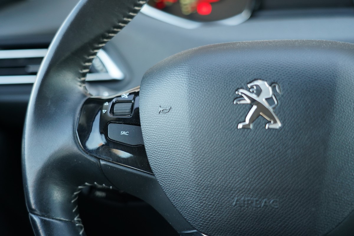 Peugeot 308 1,6 BlueHDI AUTOMATIK