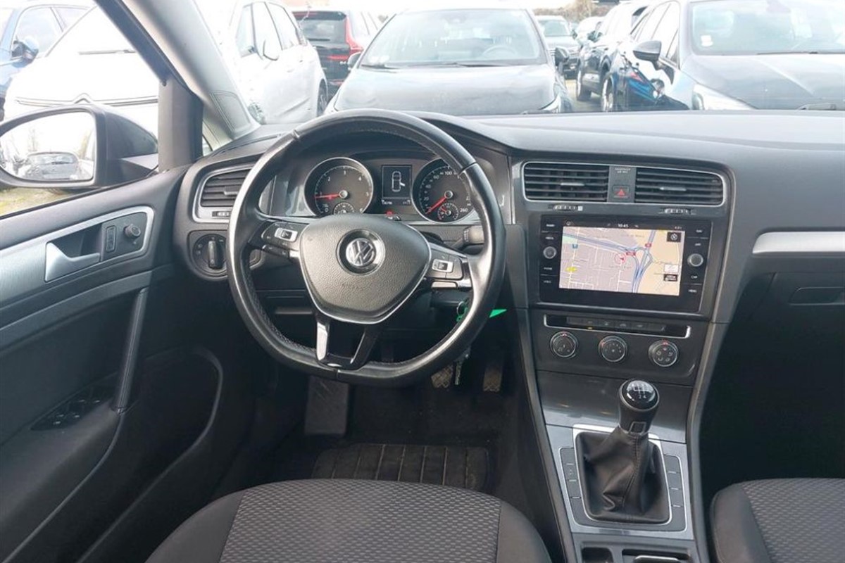 Volkswagen Golf 1.6 TDi Trendline Business BlueMotion