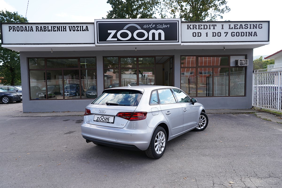 Audi A3
 1,6 TDI SPORTBACK ATTRACTION >novi model<