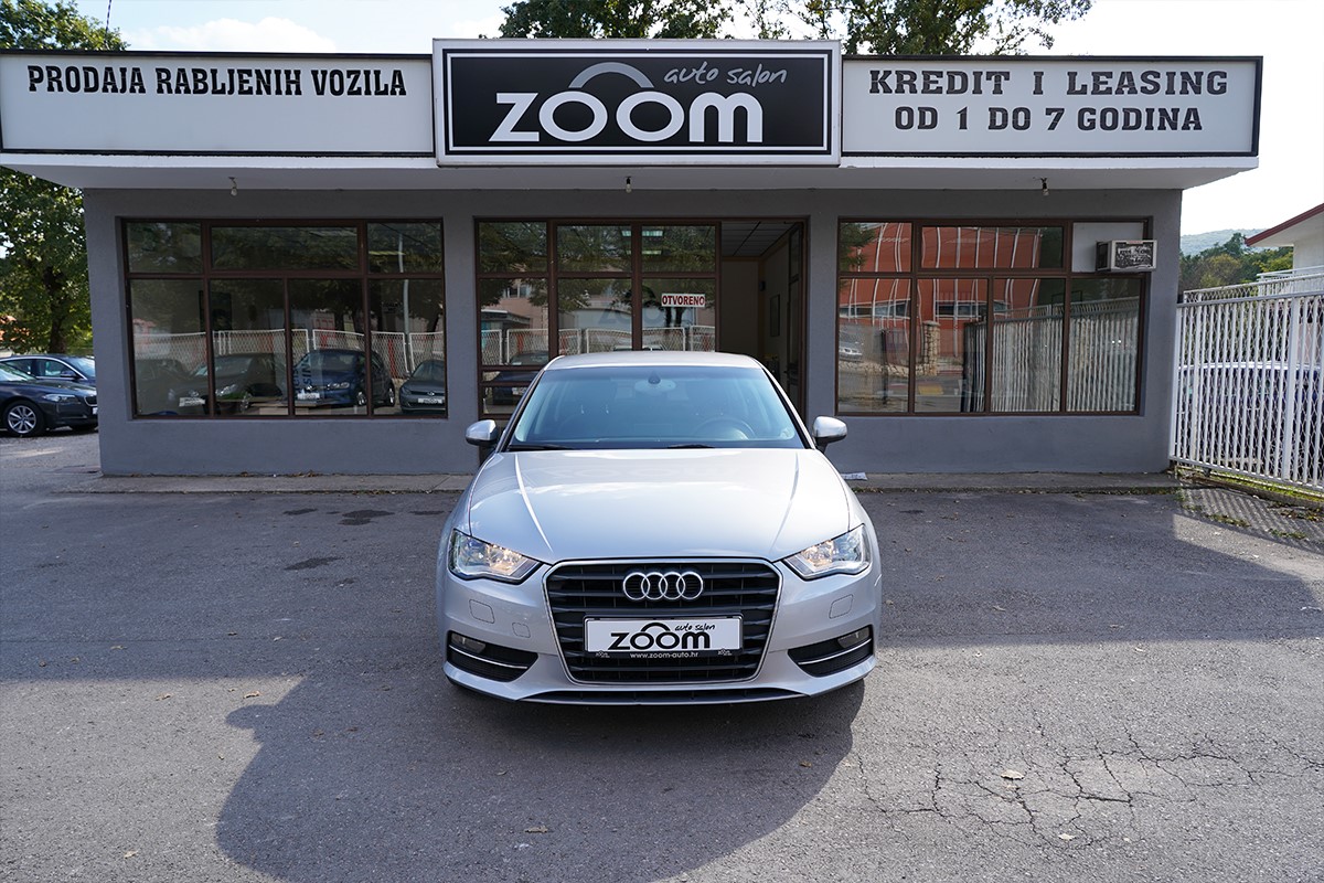 Audi A3
 1,6 TDI SPORTBACK ATTRACTION >novi model<
