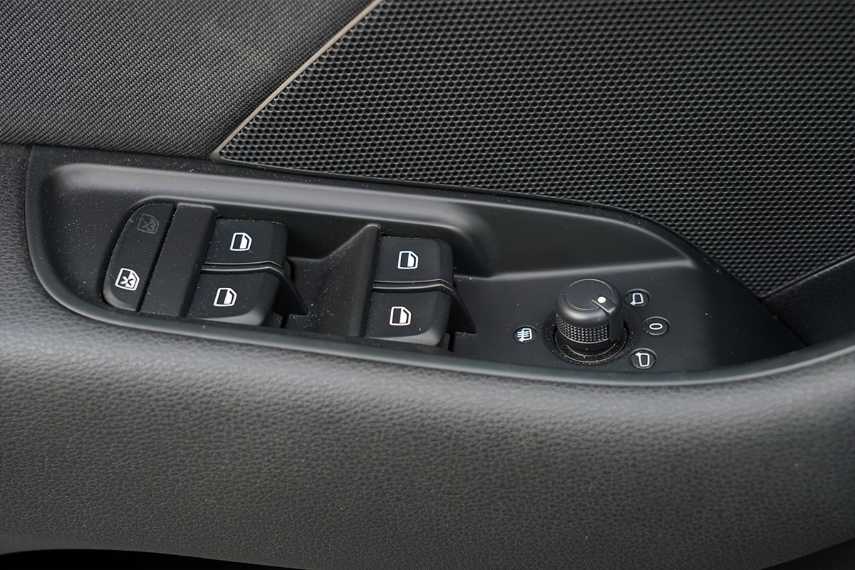 Audi A3
 1,6 TDI SPORTBACK ATTRACTION >novi model<