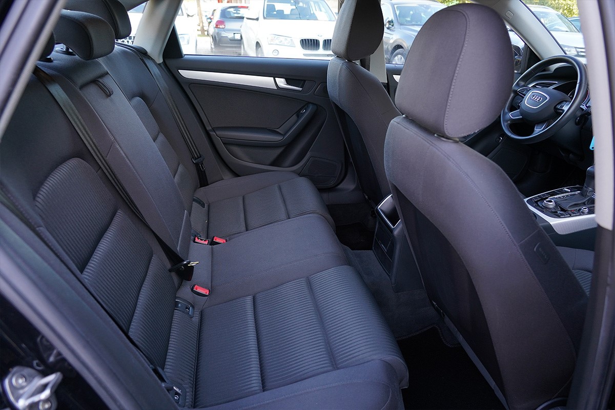 Audi A4
 2.0 TDI