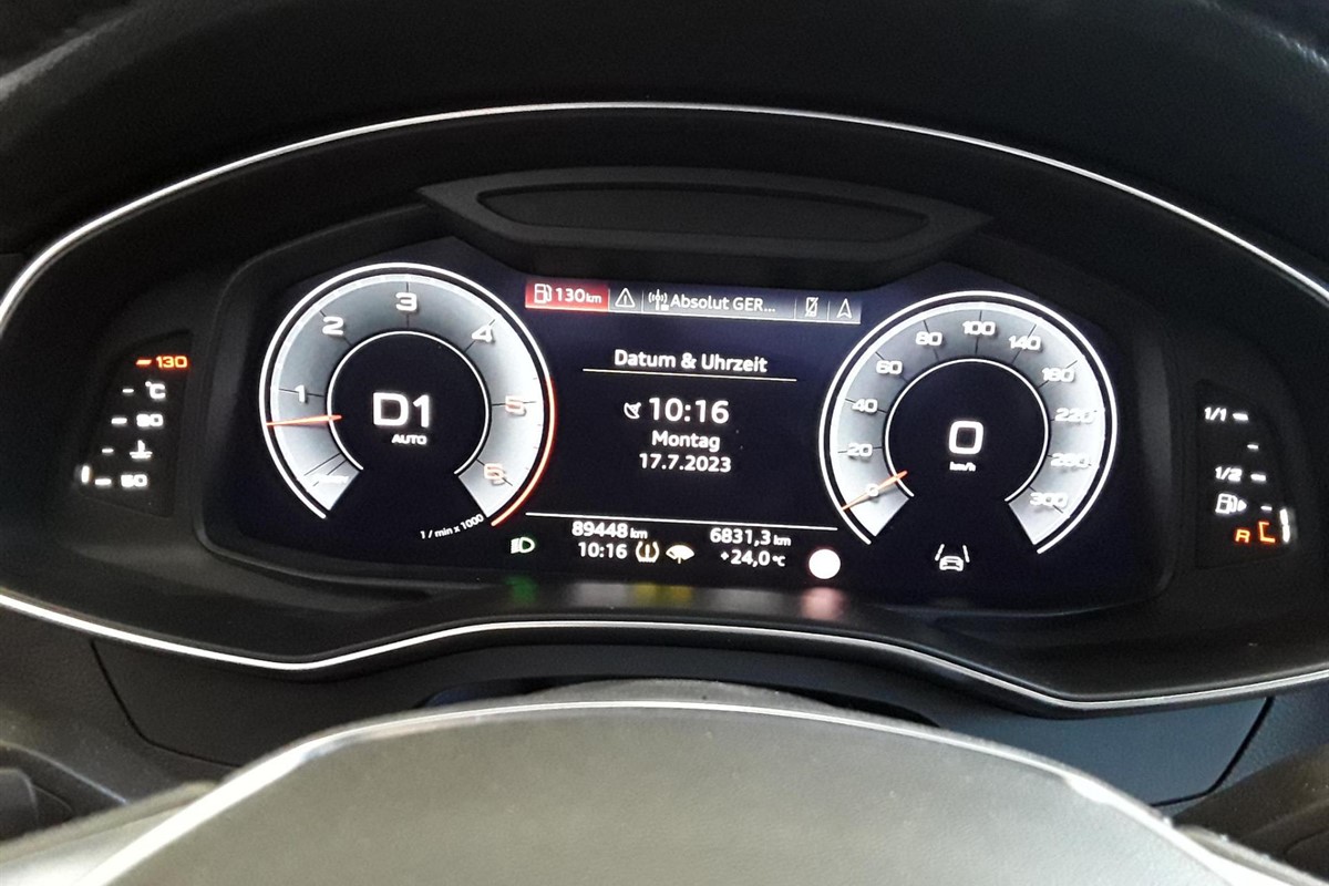 Audi A6
 45 TDI Quattro