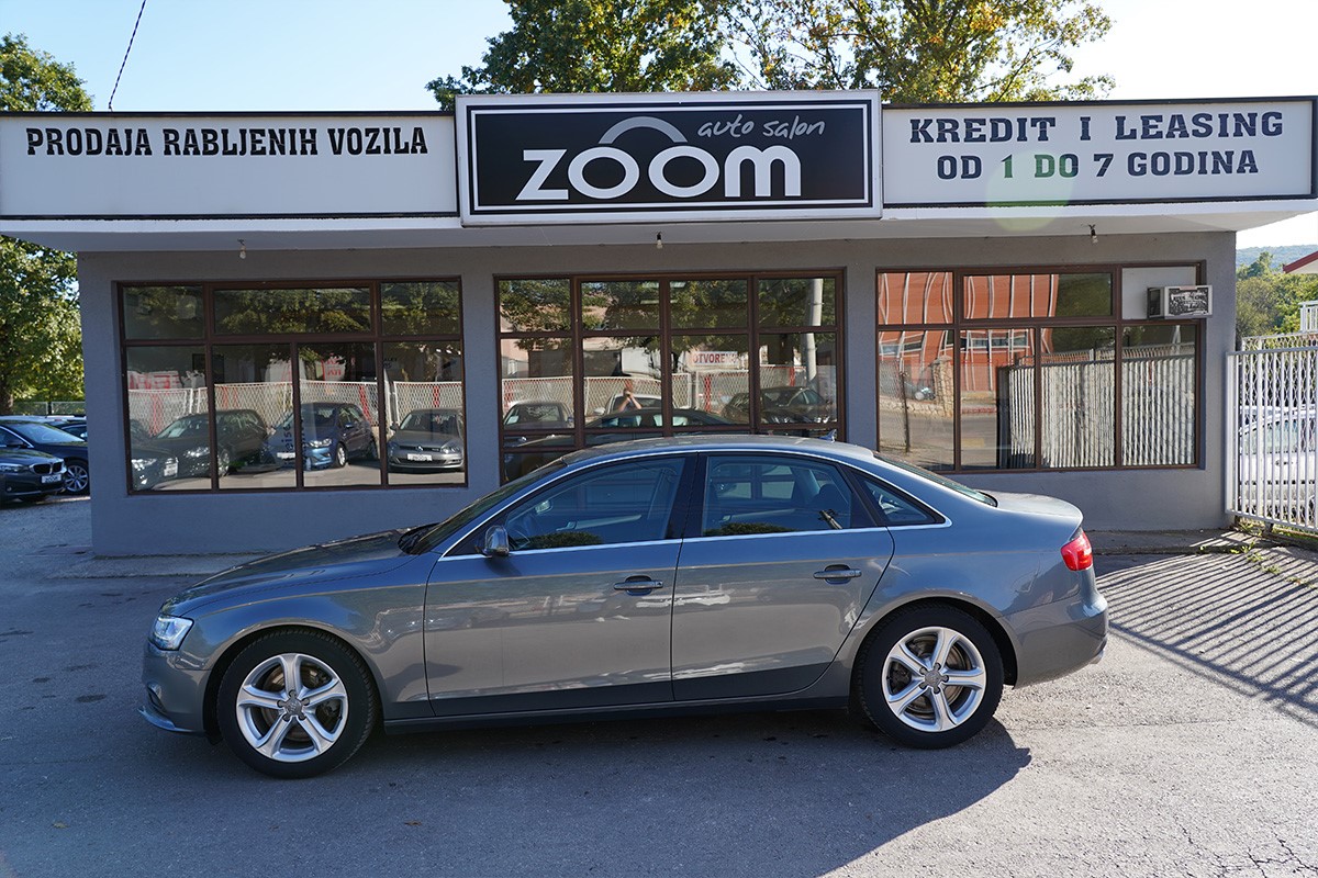 Audi A4
 2,0 TDI