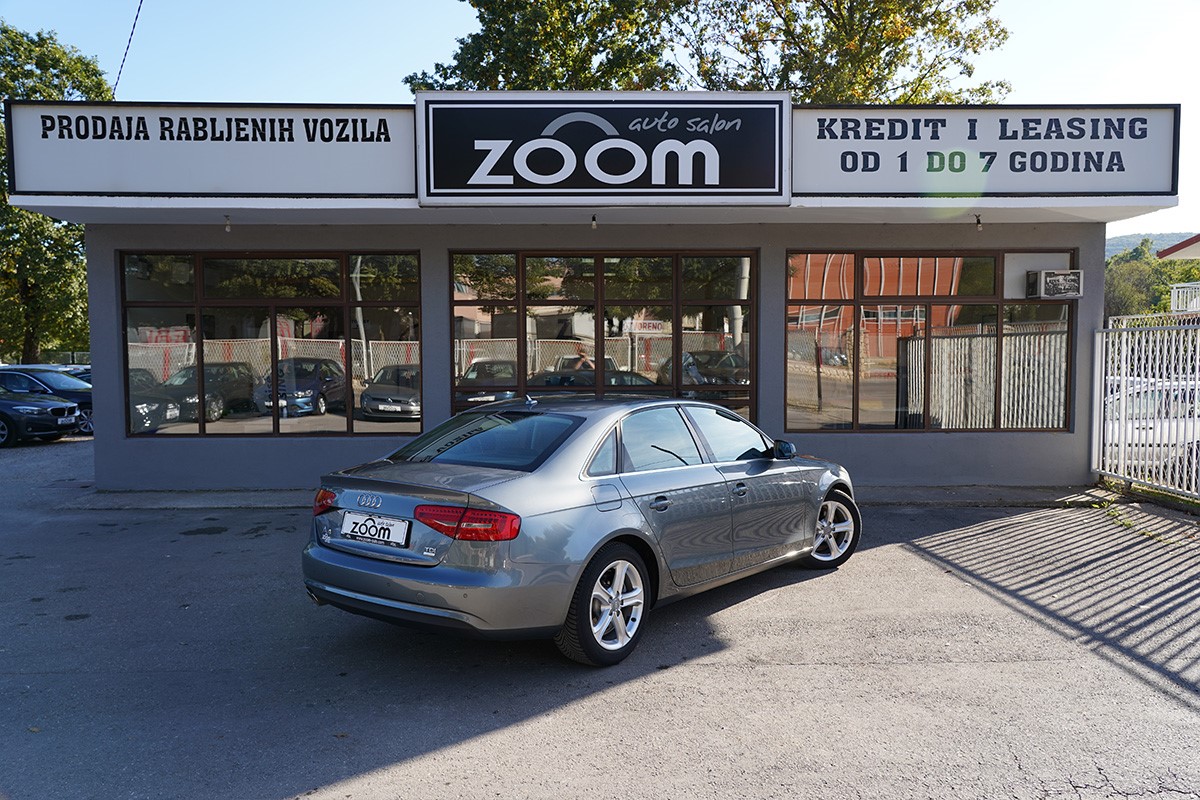 Audi A4
 2,0 TDI