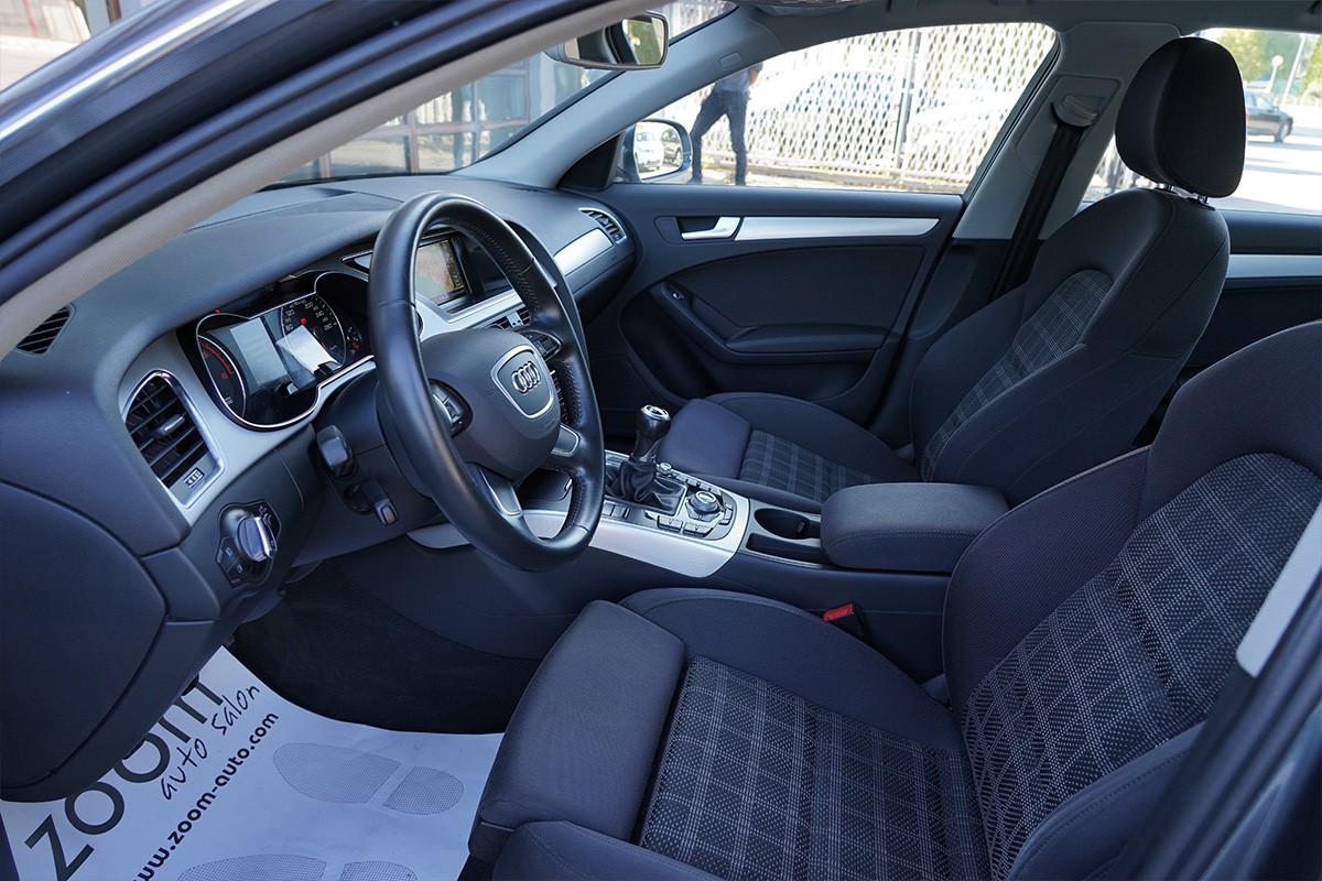 Audi A4
 2,0 TDI