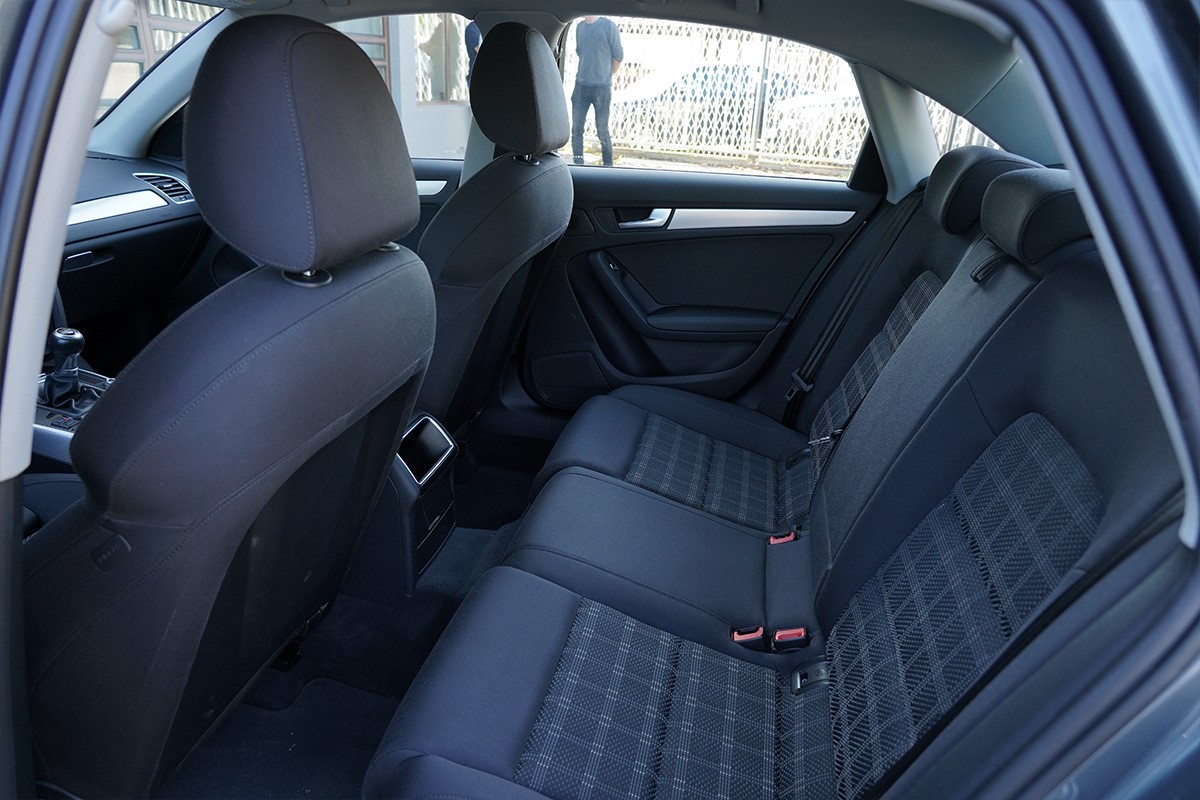 Audi A4
 2,0 TDI