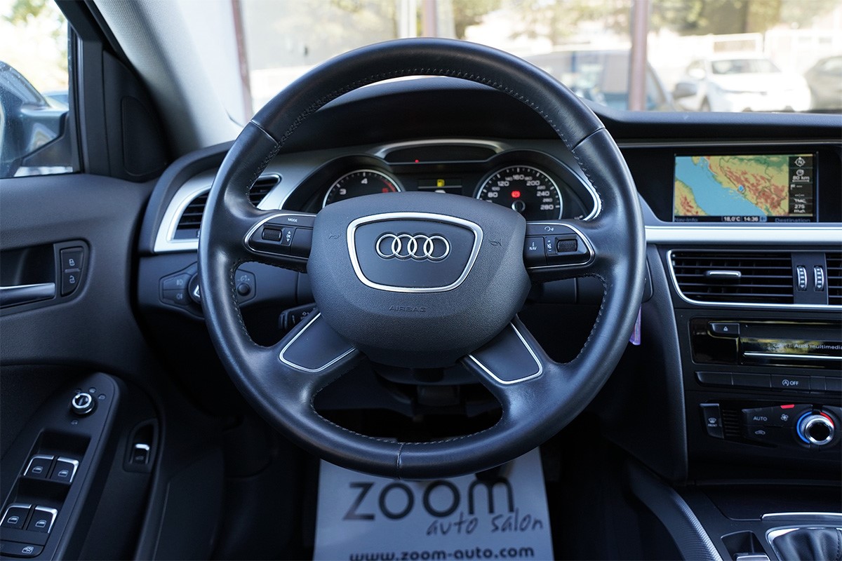 Audi A4
 2,0 TDI