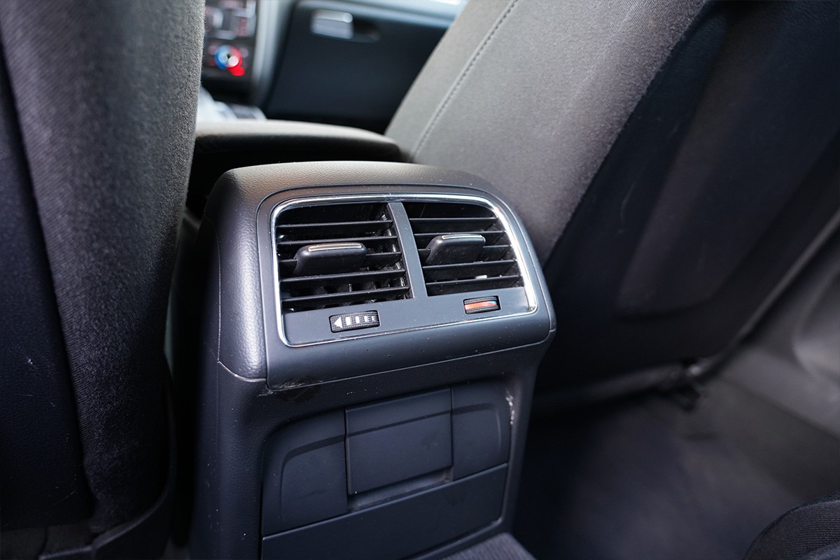 Audi A4
 2,7 TDI