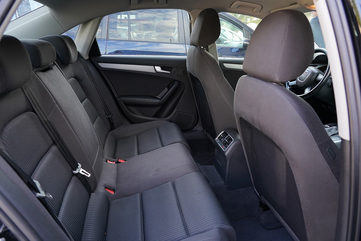 Audi A4
 2,7 TDI