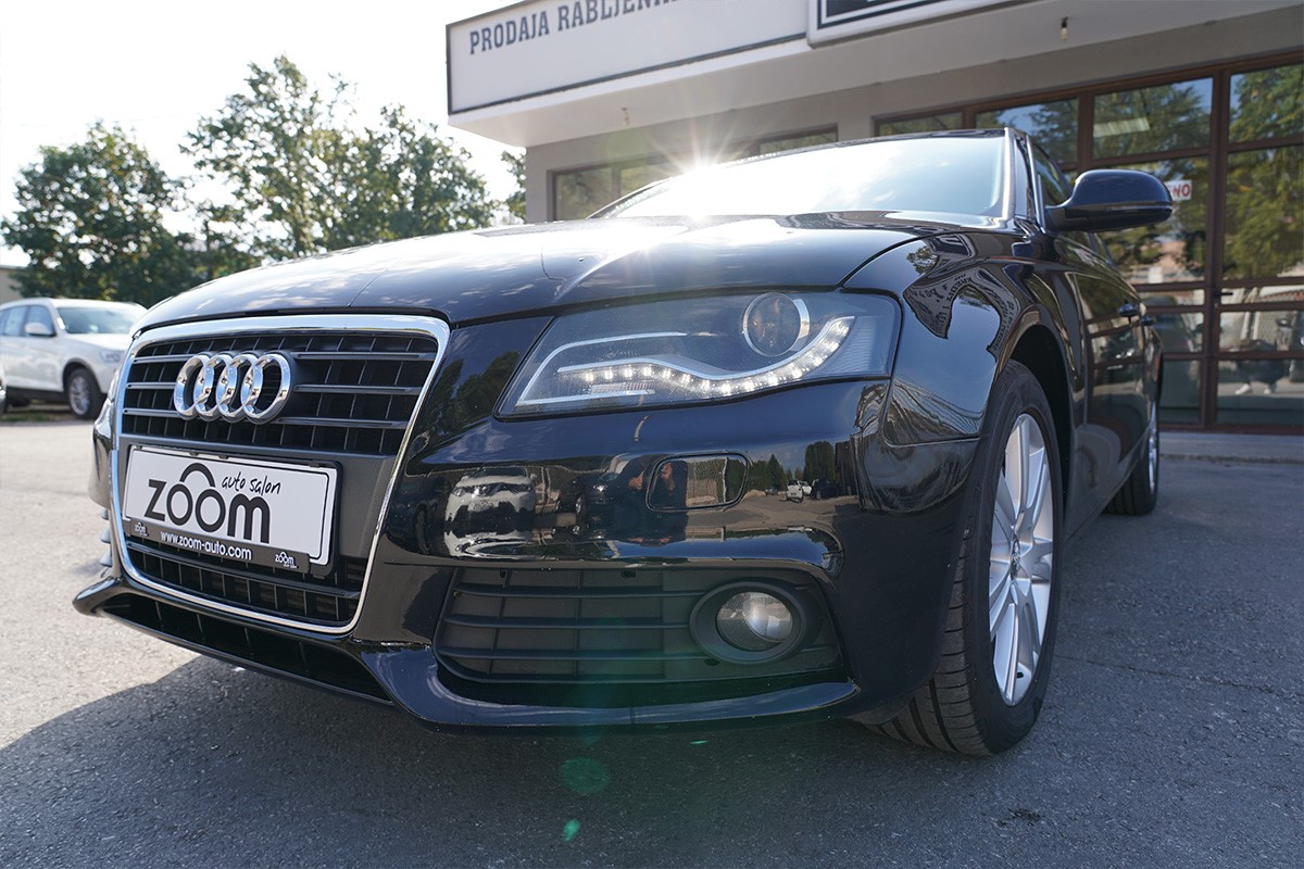 Audi A4
 2,7 TDI
