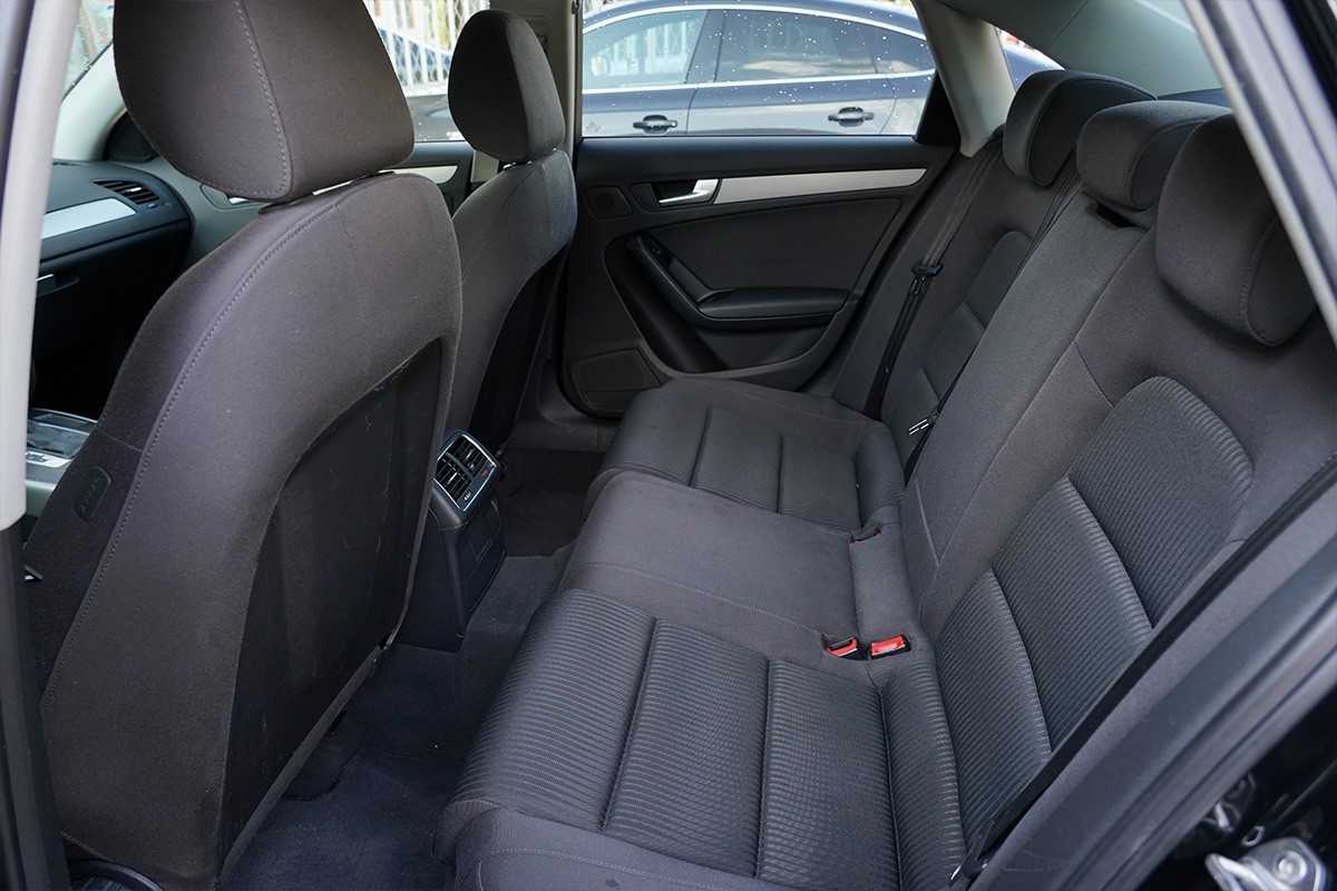 Audi A4
 2,7 TDI
