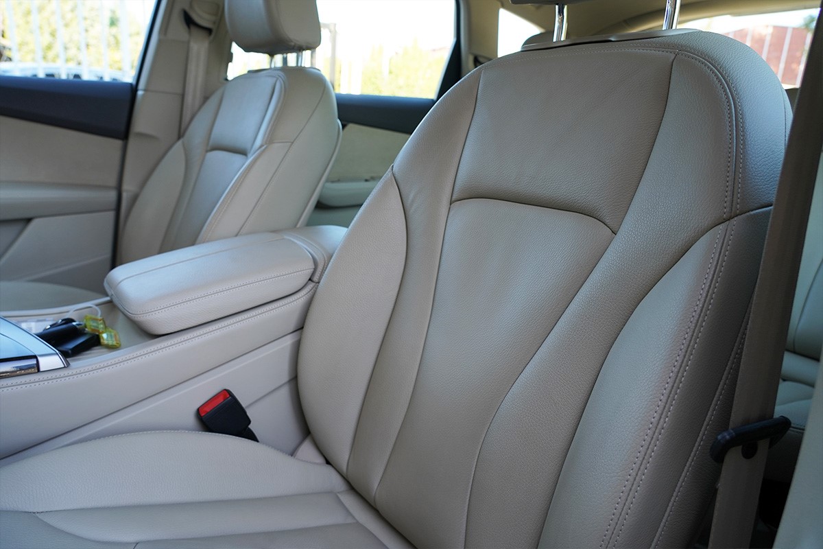Audi Q7
 3.0 TDi Quattro Tiptronic Business Plus