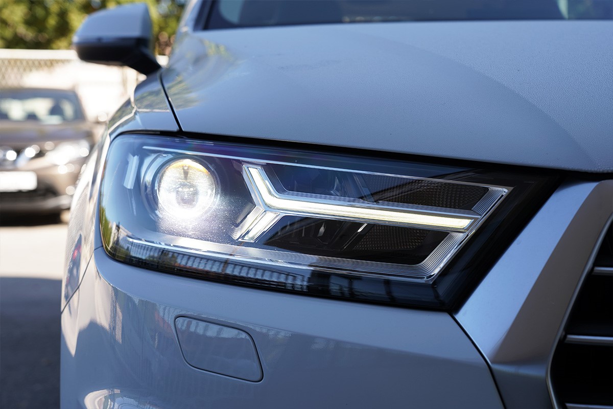 Audi Q7
 3.0 TDi Quattro Tiptronic Business Plus