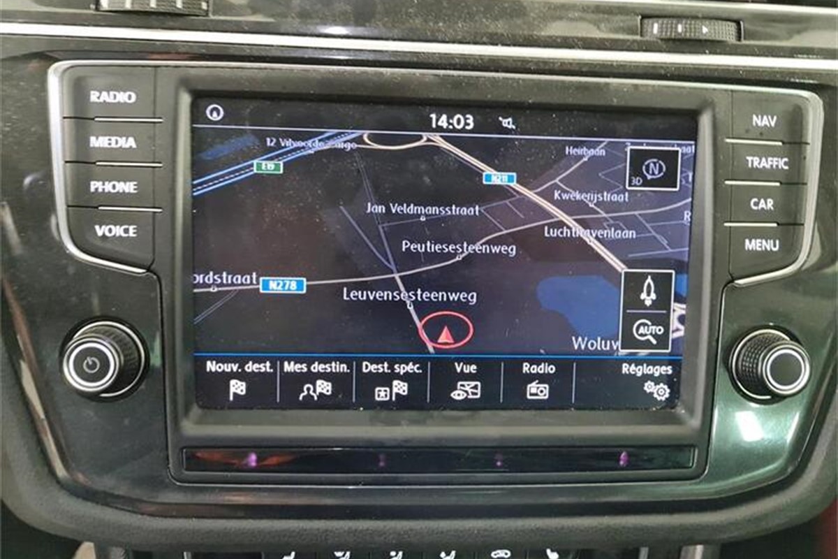 Volkswagen Tiguan
 2.0 TDi Comfortline BlueMotion
