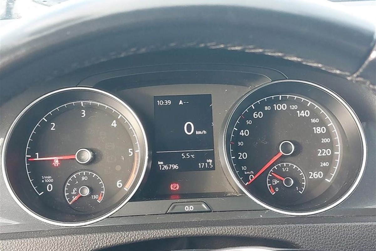 Volkswagen Golf 1.6 TDi Trendline Business BlueMotion