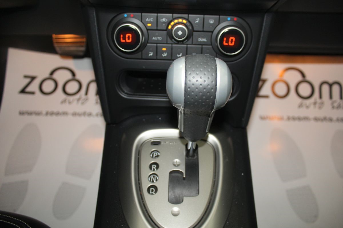 Nissan
 Qashqai 2,0 DCI TEKNA 4X4 Automatik >QASHQAI+2< 7 SJEDIŠTA 