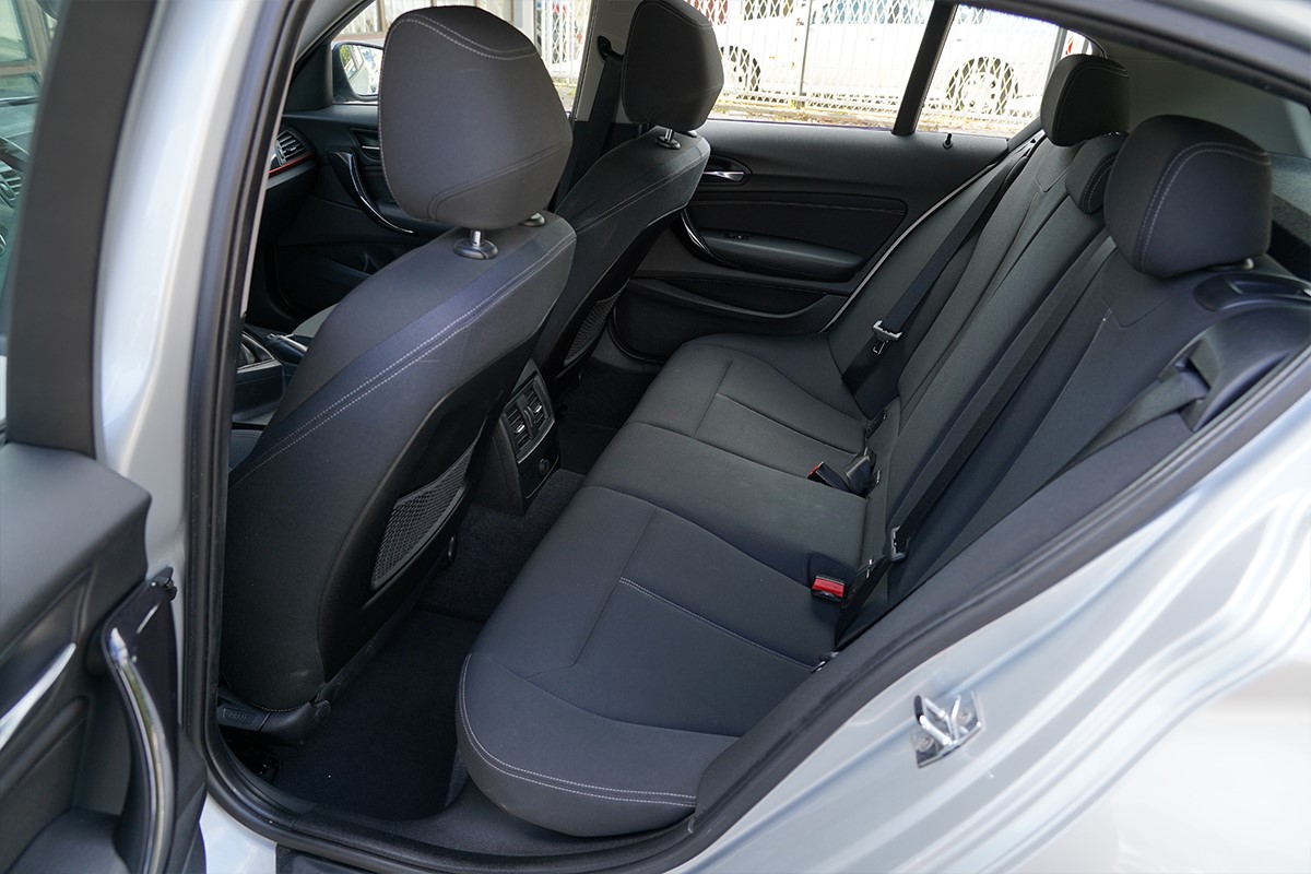 BMW
 1-Series F20 118D SPORT