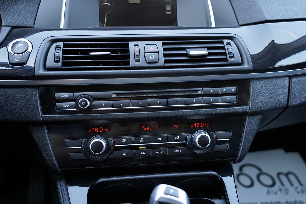 BMW
 520d  SERIE 5 F10