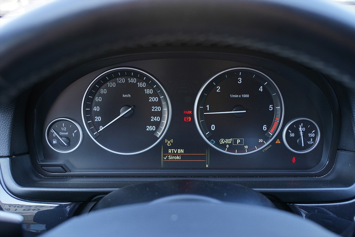 BMW
 520d  SERIE 5 F10