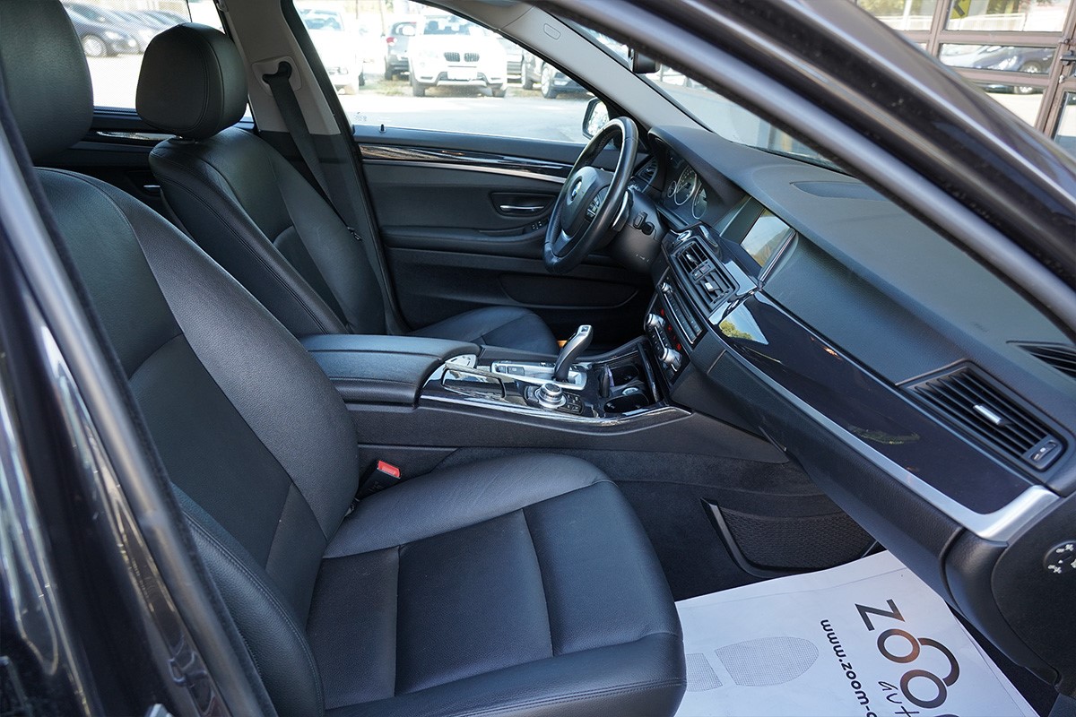 BMW
 520d  SERIE 5 F10