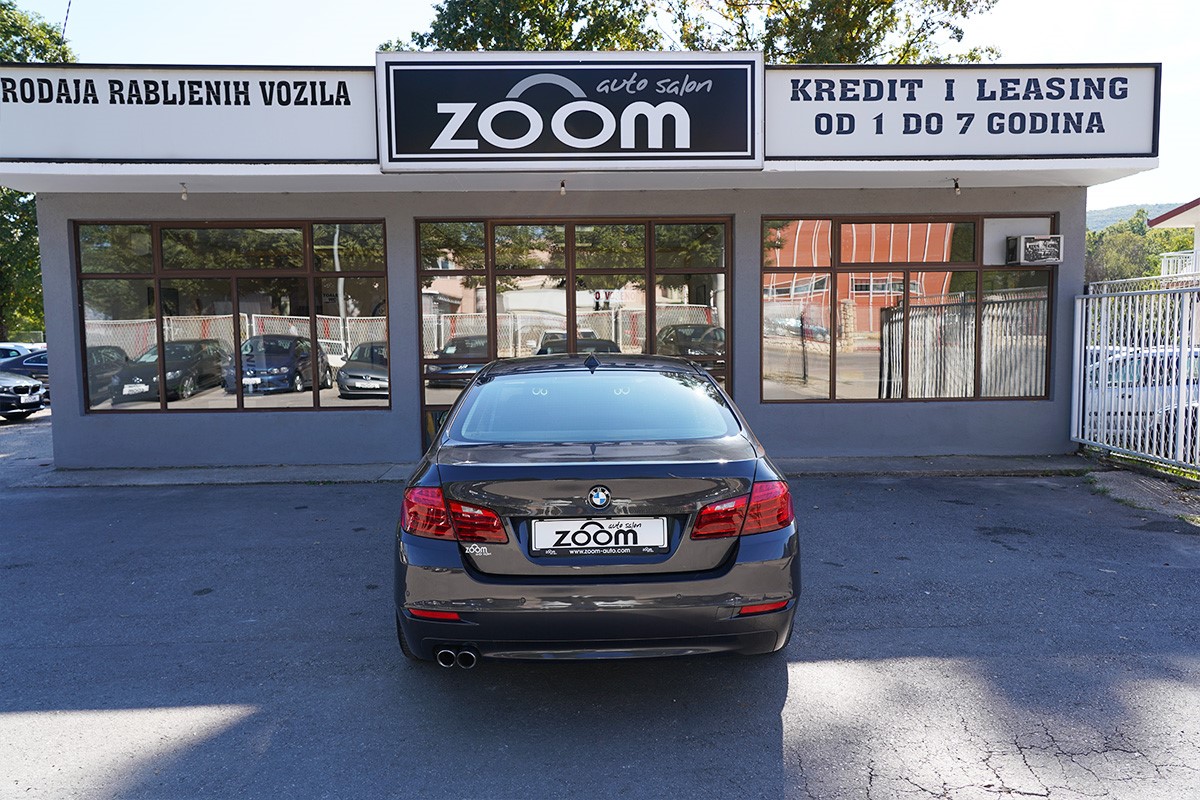 BMW
 520d  SERIE 5 F10