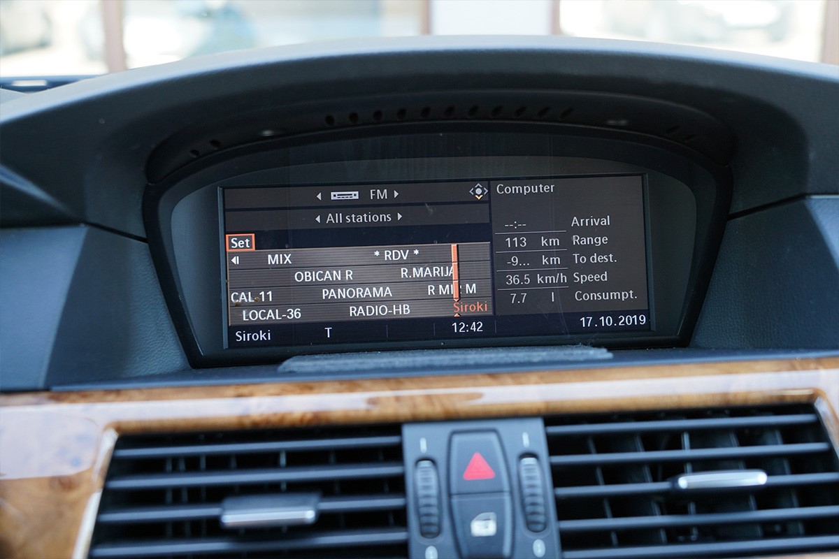 BMW
 5-Series 525 D