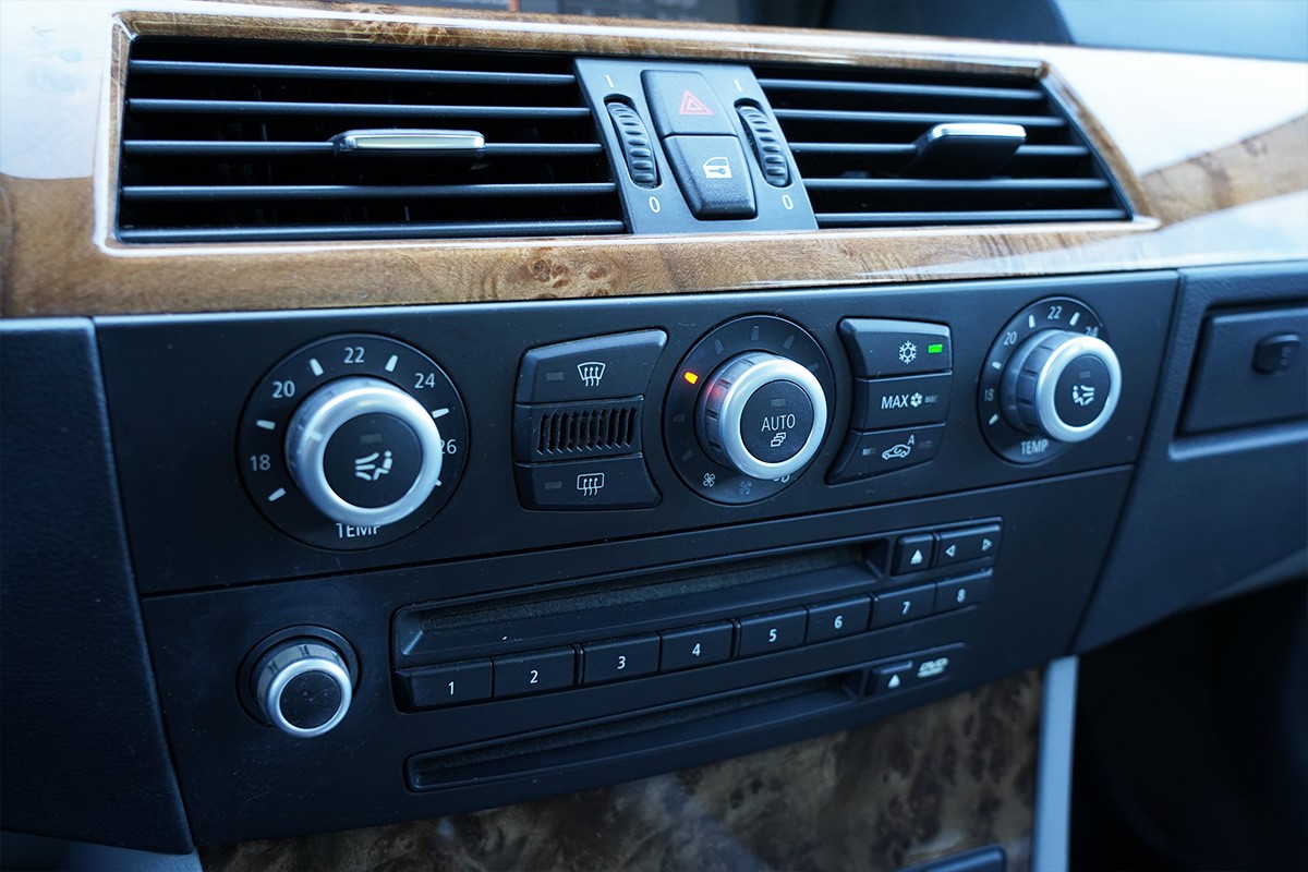 BMW
 5-Series 525 D