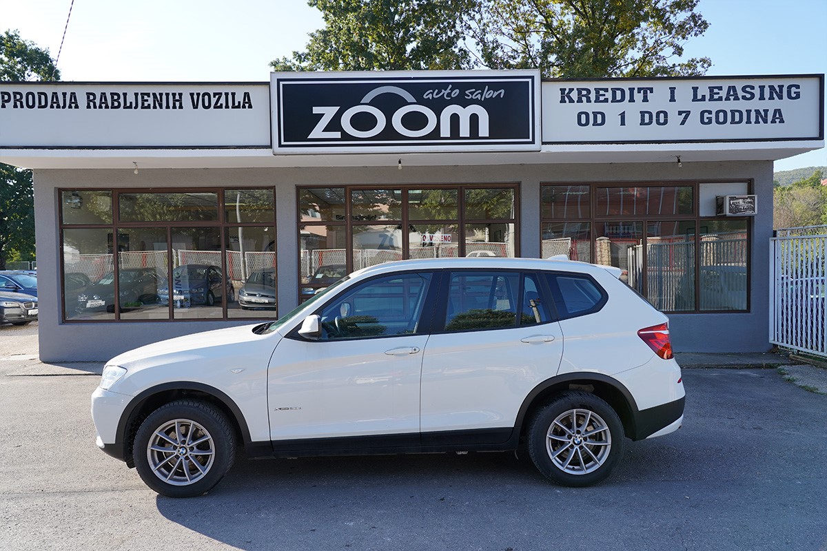 BMW
 X3
 xDrive 2.0D Confort