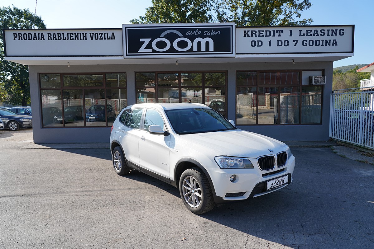 BMW
 X3
 xDrive 2.0D Confort