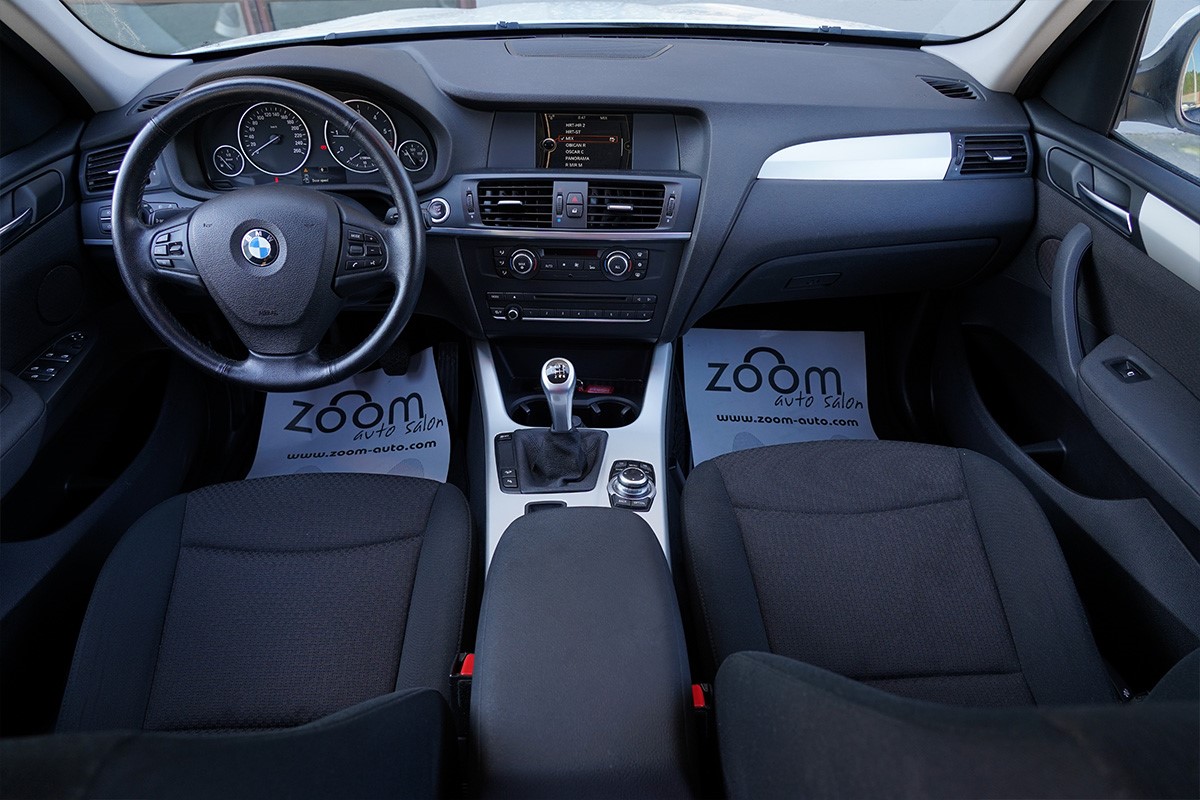 BMW
 X3
 xDrive 2.0D Confort